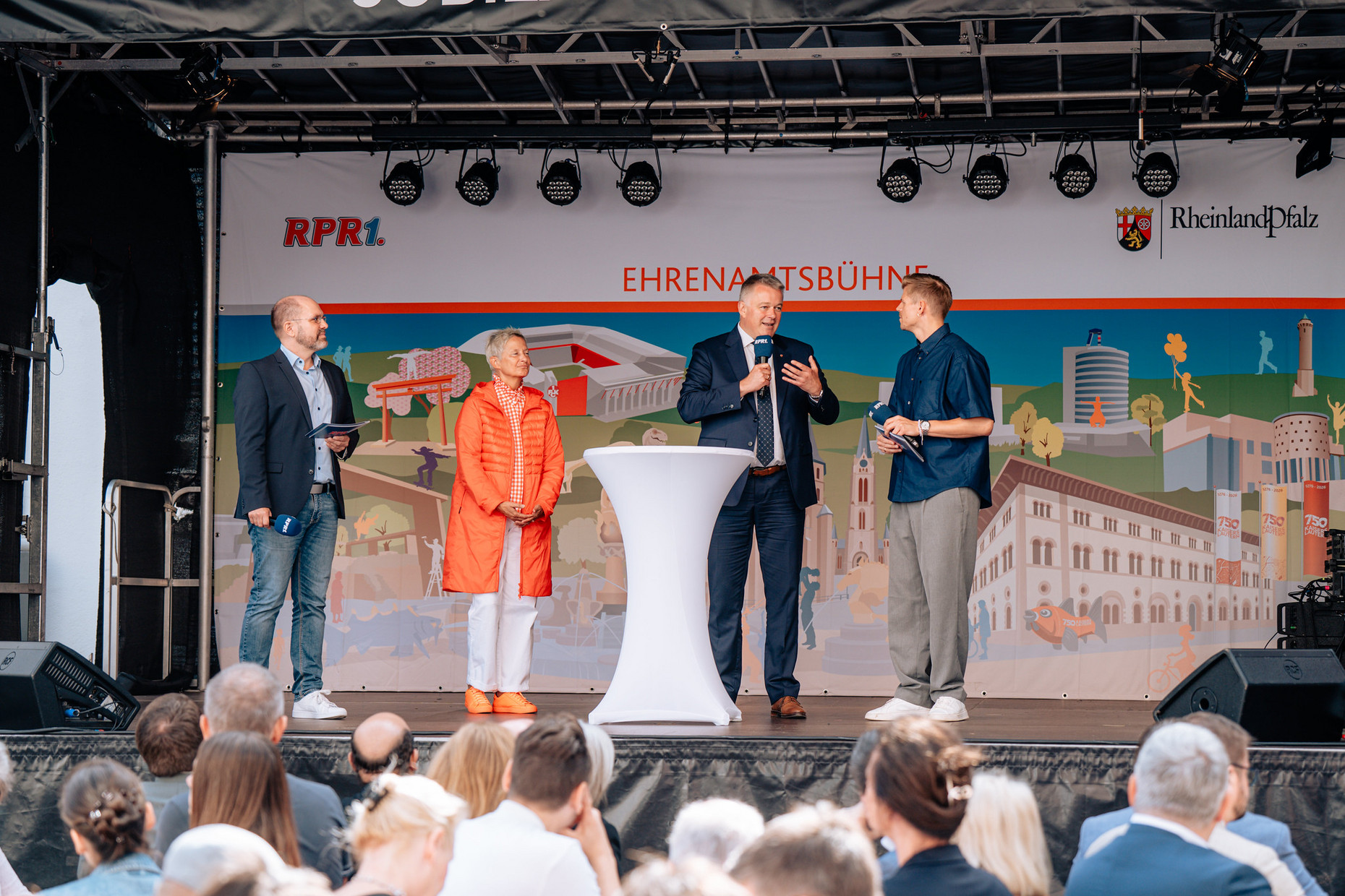 Ehrenamtstag 2026 in Kaiserslautern, Bühne von RPR1. und dem Land Rheinland-Pfalz