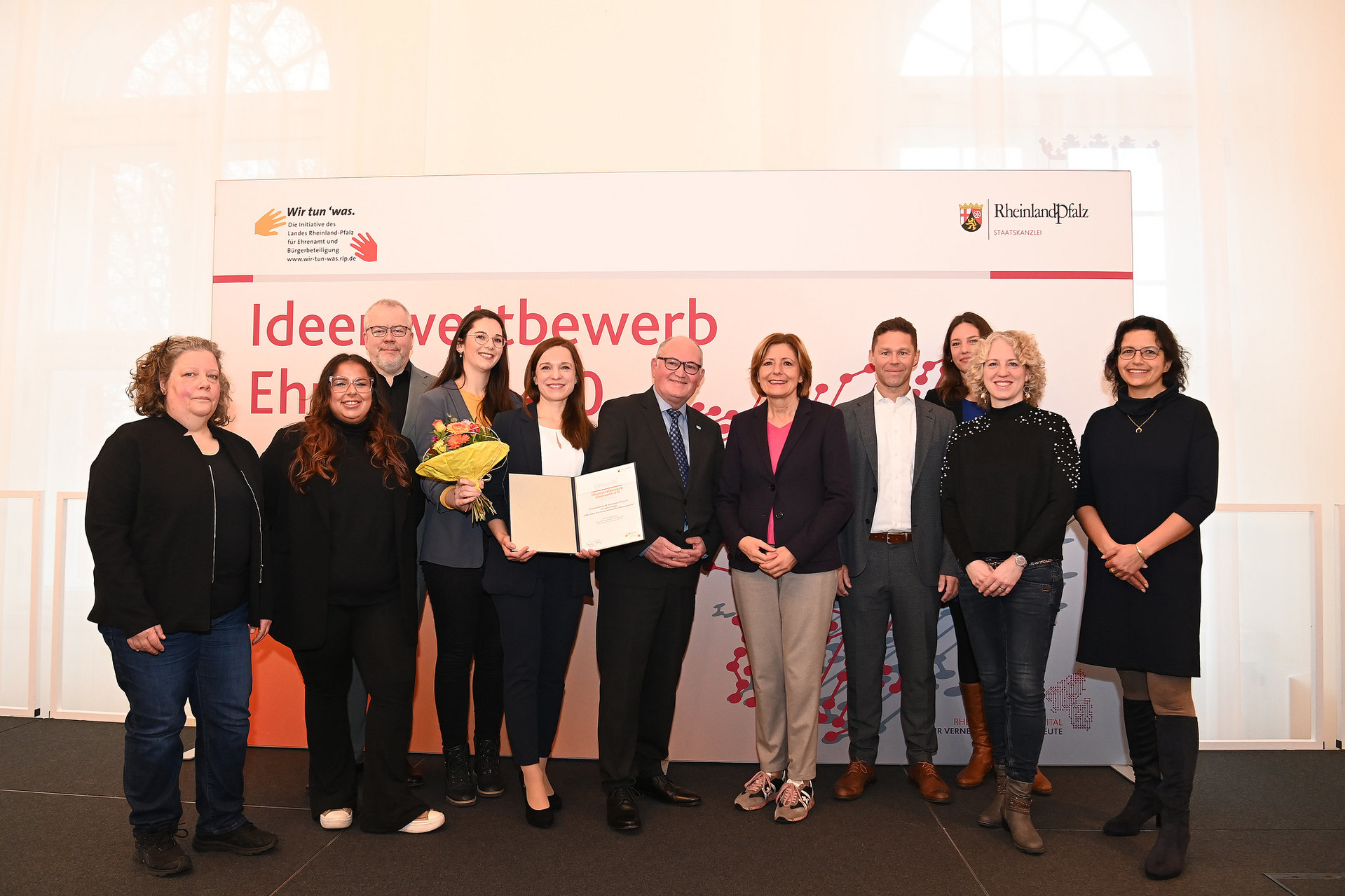 Projekt: VdK-intern, Ministerpräsidentin Malu Dreyer mit den Preisträgerinnen und Preisträgern